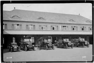 Me Werkaufsicht, Feuerwehr, Fahrzeuge in Paradestellung