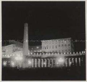 Vatikanstadt, Petersplatz, Apostolischer Palast und Obelisk Vaticano