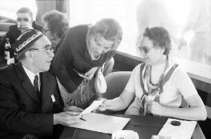 24. Tagung 1974 Chemiker; Bodenseefahrt: Nikolai N. Semenov, Frau Pragher, ?