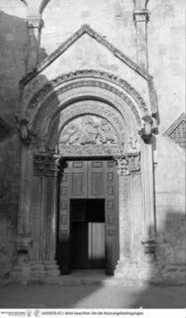 Hauptportal
