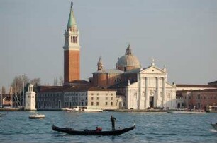 Venedig 2007 - Gondel : Gondel vor der Kirche San Giorgio Maggiore, aufgenommen 2007 in Venedig