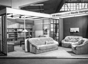 Ausstellungsfläche des VEB Möbelkombinat Ribnitz-Damgarten