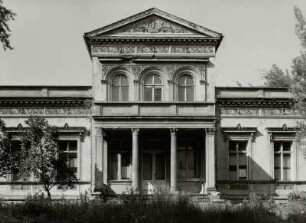 Villa, Guben