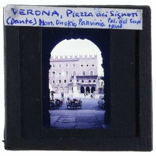 Verona, Piazza dei Signori,Verona, Palazzo del Podestà