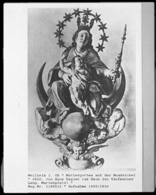 Muttergottes auf der Mondsichel