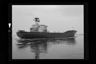 Columbus Australia (1971), Containerschiff, Hamburg Südamerikanische Dampfschifffahrts-Gesellschaft A/S & Co KG (HSDG), Antwerpen, Bau-Nr. 16