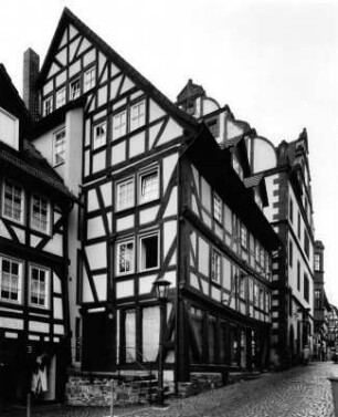 Fachwerkgebäude; Alsfeld, Baugasse 1