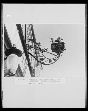 Wirthausschild "Zum Goldenen Löwen"