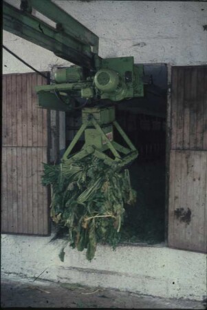 Fotografie: Fütterungstechnik, Greiferanlage, Futtertisch, Silage