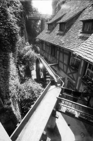 Meersburg: Mühlrad am Schloss
