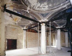 Neues Museum — Flachkuppelsaal