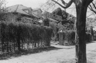 Wohnviertel : Blick auf den Eingang des Wohnviertels 'Essor du Congo' (Aufschwung Kongo)