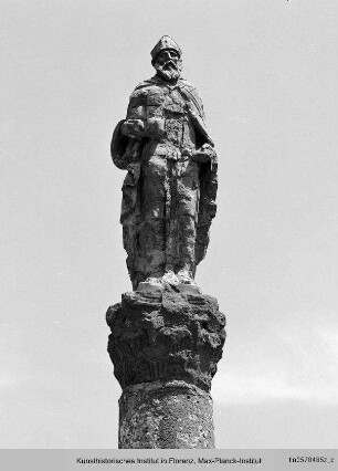 Statuen der Heiligen Justus, Clemens, Linus und Leo der Große - Statuen der Heiligen Giusto, Clemente, Lino und Leone