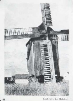 Windmühle bei Radeland : Bauwesen - Handwerksgebäude. Ort: Radeland. Windmühle bei Radeland.