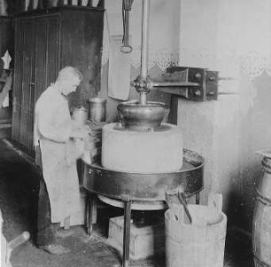 Farbenmühle : Technikgeschichte | Technologie | Farben- und Tintenfabrikation | Stück-Farben | Günther Wagner