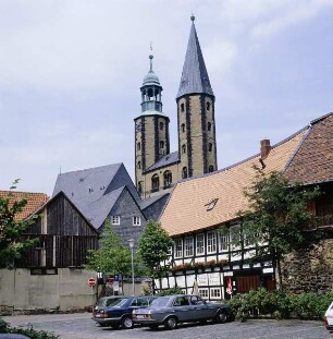 Goslar. Marktkirche Sankt Cosmas und Damian. Westtürme von Südwesten