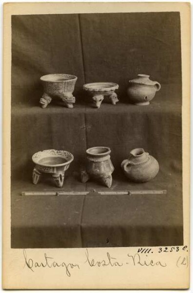 Six clay vessels from the Museo Nacional, San José (Costa Rica)