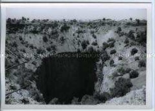"Das große Loch von Kimberley", Tagebaurestloch der ehemaligen Kimberley-Mine, aus der bis 1914 Diamanten gefördert wurden, Südafrika