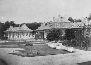Schloss Pillnitz, Bergpalais : Schloss Pillnitz, Bergpalais. Albuminpapier; 14,3 x 20 cm (vor 1873; A. Kotzsch). Dresden: Privatbesitz