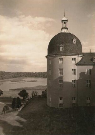 Schloss Moritzburg, Blick aus der Bibliothek nach Osten, 1932