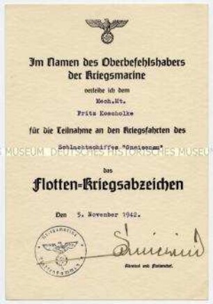 Verleihungsurkunde zum Flotten-Kriegsabzeichen für Kriegsfahrten auf dem Schlachtschiff "Gneisenau" für Fritz Koscholke - Familienkonvolut