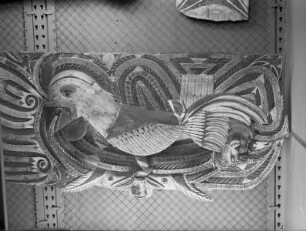 Jahresvogel; Symbol für den zunehmenden Mond, der den Neumond verschlingt