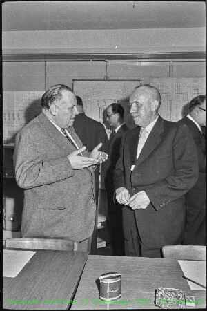 Besuch von Dr. Siegfried Balke (Bundesminister für Atomkernenergie und Wasserwirtschaft (BMAtW)) am Kernforschungszentrum Karlsruhe (KfK)