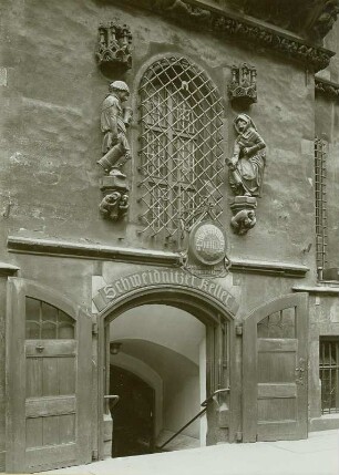 Breslau, Rathaus, Südseite, Eingang zum Schweidnitzer Keller