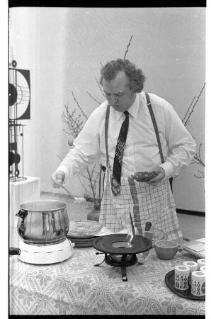Kleinbildnegativ: Osterbasar, Galerie Hammer, 1968