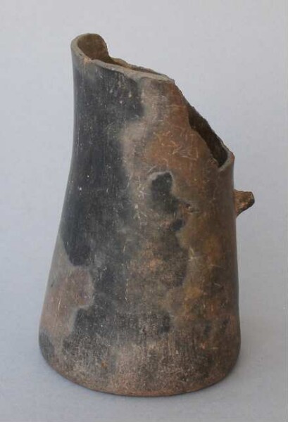 Clay vessel