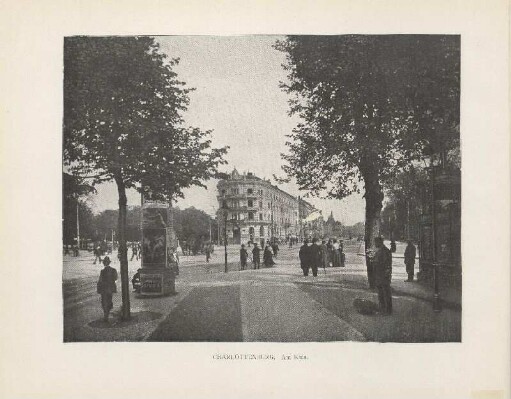 Charlottenburg. Am Knie