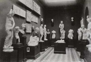 Raumaufnahmen aus dem Japanischen Palais und dem Albertinum sowie Abgußwerkstatt