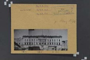 Straßenansicht. Berlin, Mitte, Unter den Linden