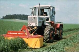 Fotografie: Futtererntetechnik, Trommelmähwerk, Frontmähwerk, Zwischenfrucht