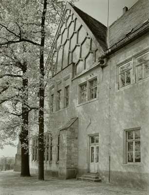Schloss & Ehemaliges Benediktinerkloster
