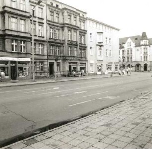 Cottbus, Karl-Liebknecht-Straße 16/17/Ecke Bahnhofstraße. Wohn-und Geschäftshäuser. Straßenansicht