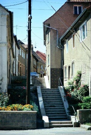 Treppenaufgang zum "Schmiedeberg"; Häuser