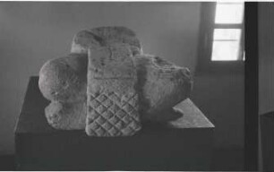 Unknown Provenance, Architectural sculpture (PNK: KHM 7 - 40)