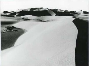 Dünenlandschaft Erg Chebbi : Die marokkanische Dünenlandschaft Erg Chebbi.