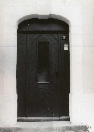 Schneeberg, Seminarstraße 27. Wohnhaus (1701/1900). Haustür