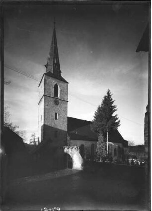 Hochhausen Evangelische Notburga-Kirche Ansicht von Südwesten