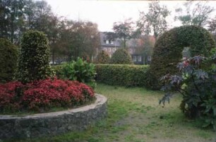 Niebüll (Kreis Nordfriesland): Marktstraße / Ecke Friedrich-Paulsen-Straße: Parkanlage