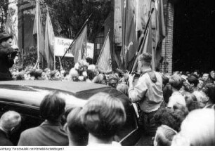 Dresden. Prof. Gerhart Eisler (1897-1968). Rückkehr aus der amerikanischen Emigration (1933-1949) und Empfang in Dresden (Gerhart Eisler wurde später Vorsitzender des staatlichen Rundfunkkomitees), 9. Juni 1949
