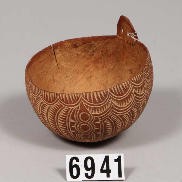 Coconut vessel