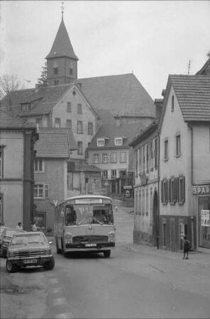 Ablösung des bisherigen Postbus-Verkehrs zwischen Karlsruhe und Wettersbach durch die Omnibuslinie 45 der Verkehrsbetriebe Karlsruhe ab 1. April 1973