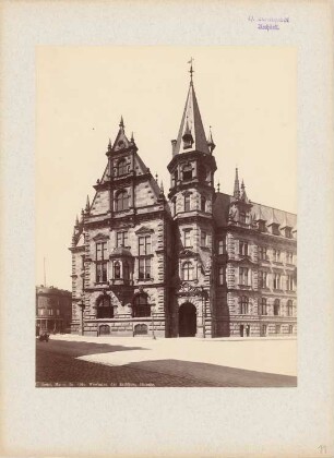 Rathaus, Wiesbaden: Südansicht