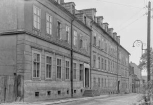 Lehrerbildung-Ausstellung Kleinwelka : Kleinwelka. Sorbisches Institut für Lehrerbildung. Straßenansicht