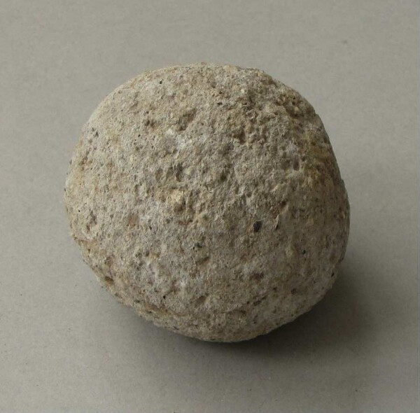 Boule de pierre