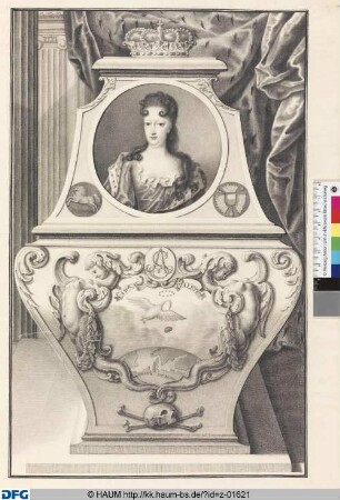 Sarkophag der Herzogin Sophie Amalie zu Braunschweig und Lüneburg mit deren Bildnis im Medaillon