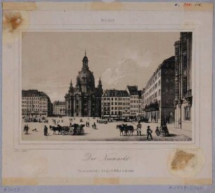 Der Neumarkt in Dresden, Blick vom Hotel Stadt Rom nach Norden auf die Frauenkirche, rechts das Hotel de Saxe